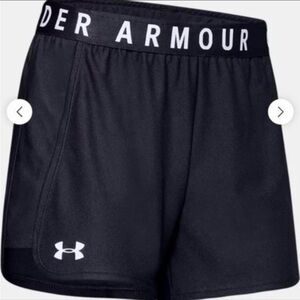 Under Armour short size M